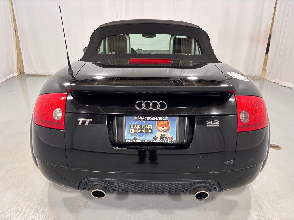 2004 Audi TT Image 6