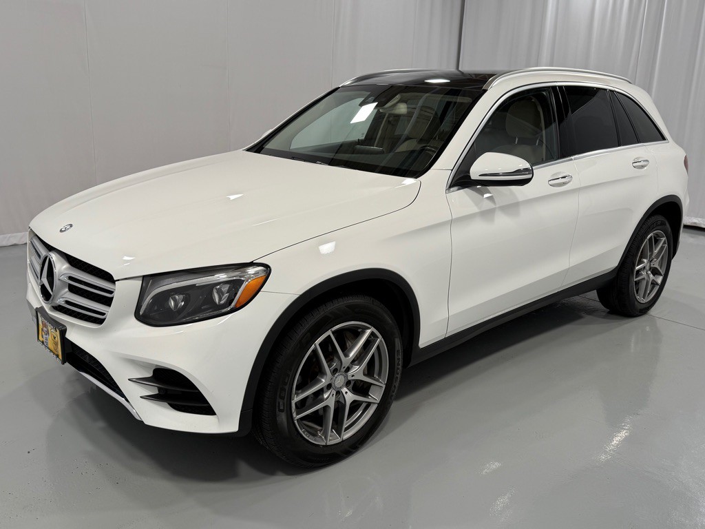 2016 Mercedes-Benz GLC-Class Image 1