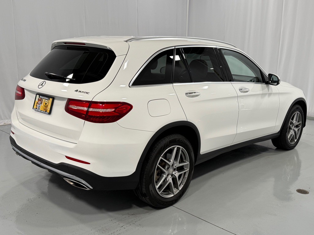2016 Mercedes-Benz GLC-Class Image 5