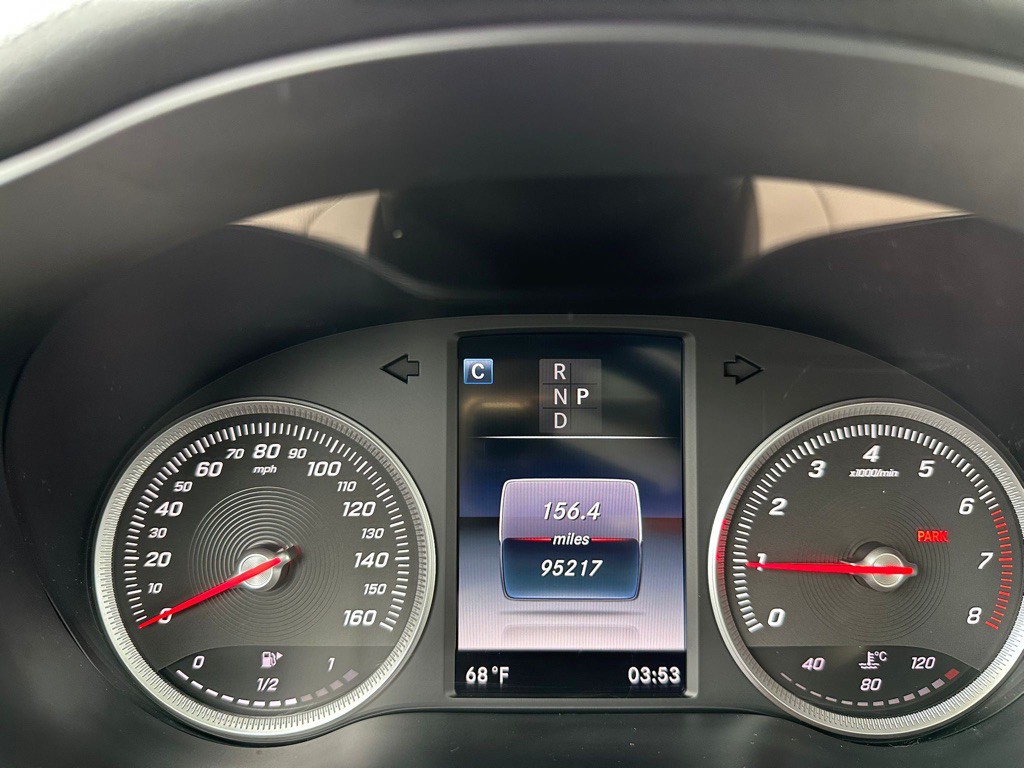 2016 Mercedes-Benz GLC-Class Image 10