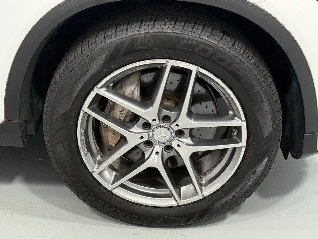 2016 Mercedes-Benz GLC-Class Image 34