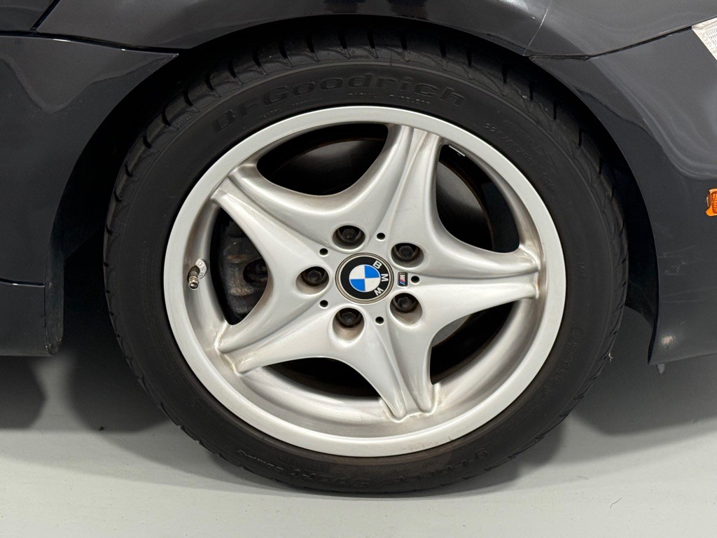 2000 BMW Z3 Image 24