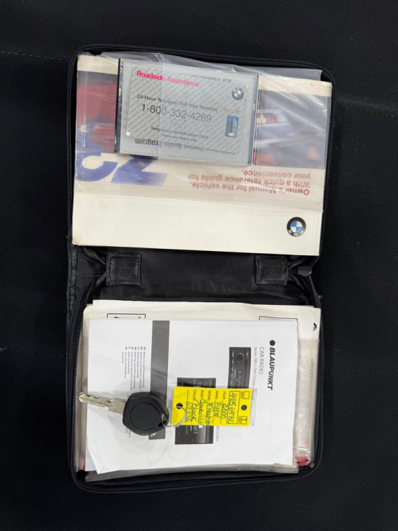 2000 BMW Z3 Image 25