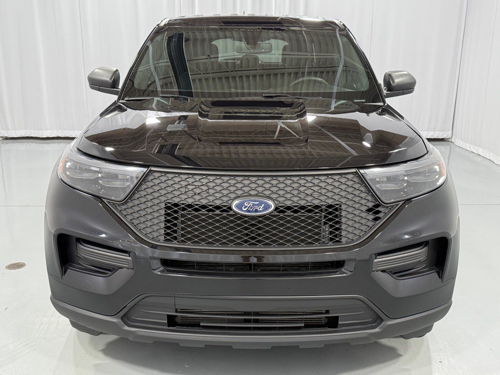 2021 Ford Explorer Image 2