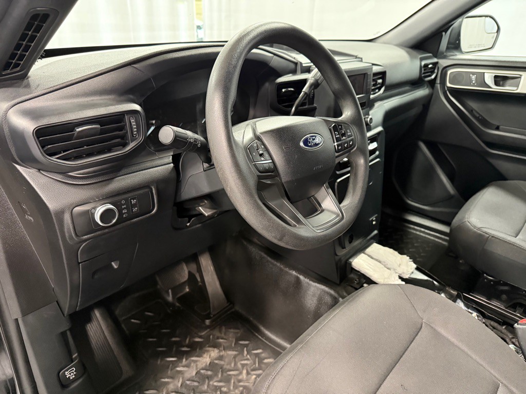 2021 Ford Explorer Image 9