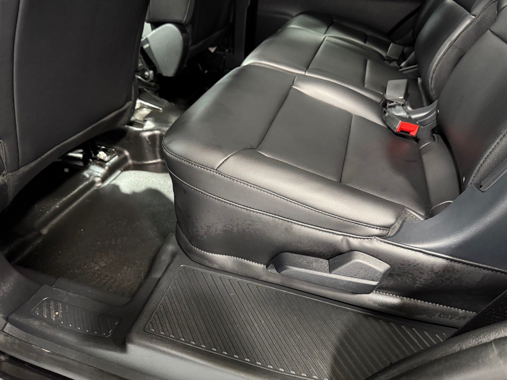 2021 Ford Explorer Image 21