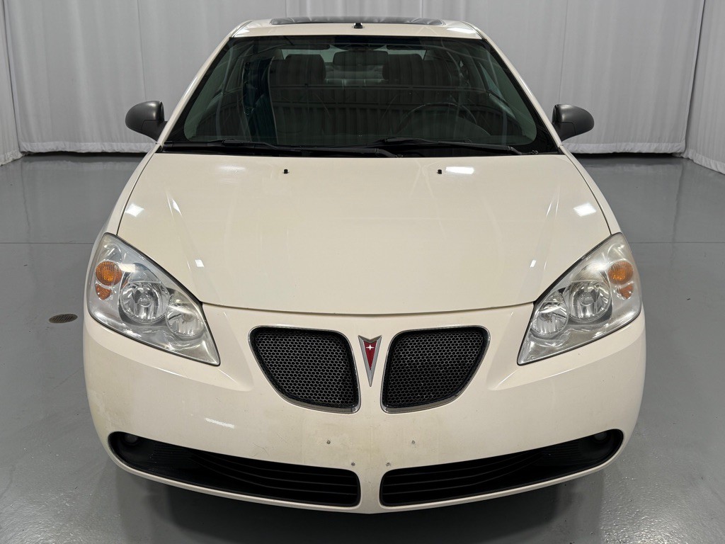 2006 Pontiac G6 Image 2