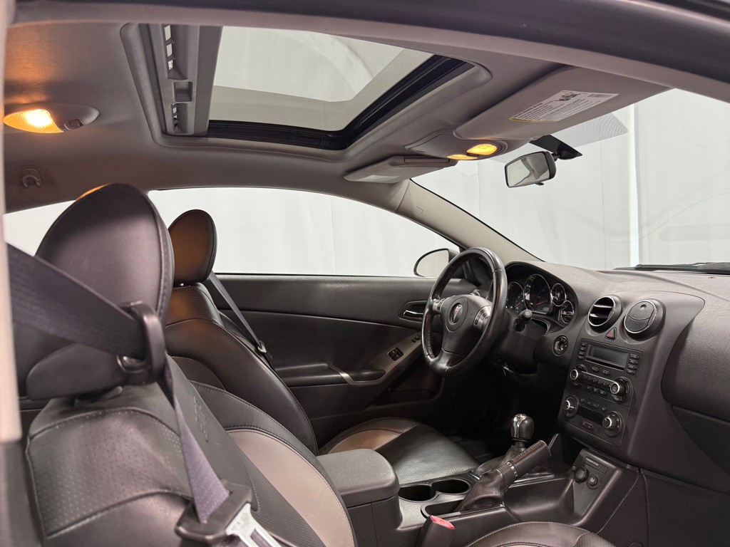 2006 Pontiac G6 Image 24