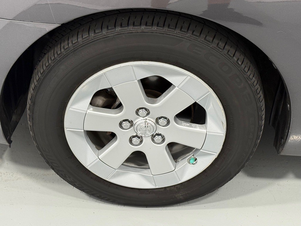 2009 Toyota Prius Image 30