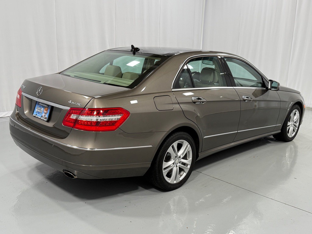2011 Mercedes-Benz E-Class Image 5