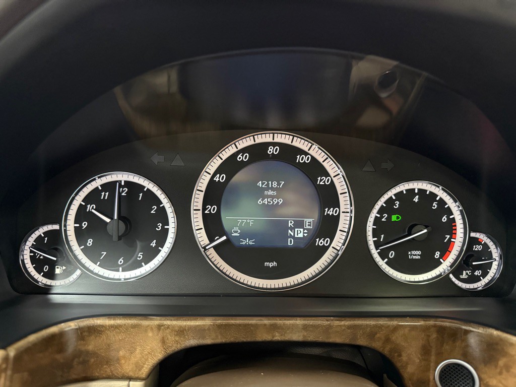 2011 Mercedes-Benz E-Class Image 14