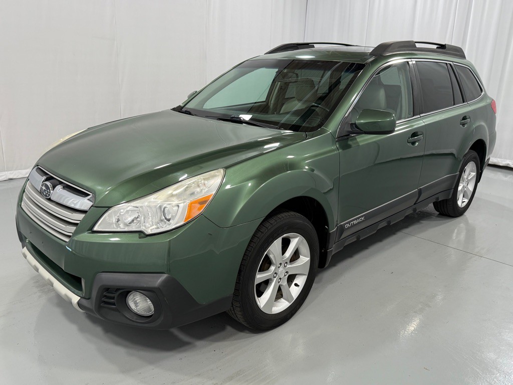 2013 Subaru Outback Image 1
