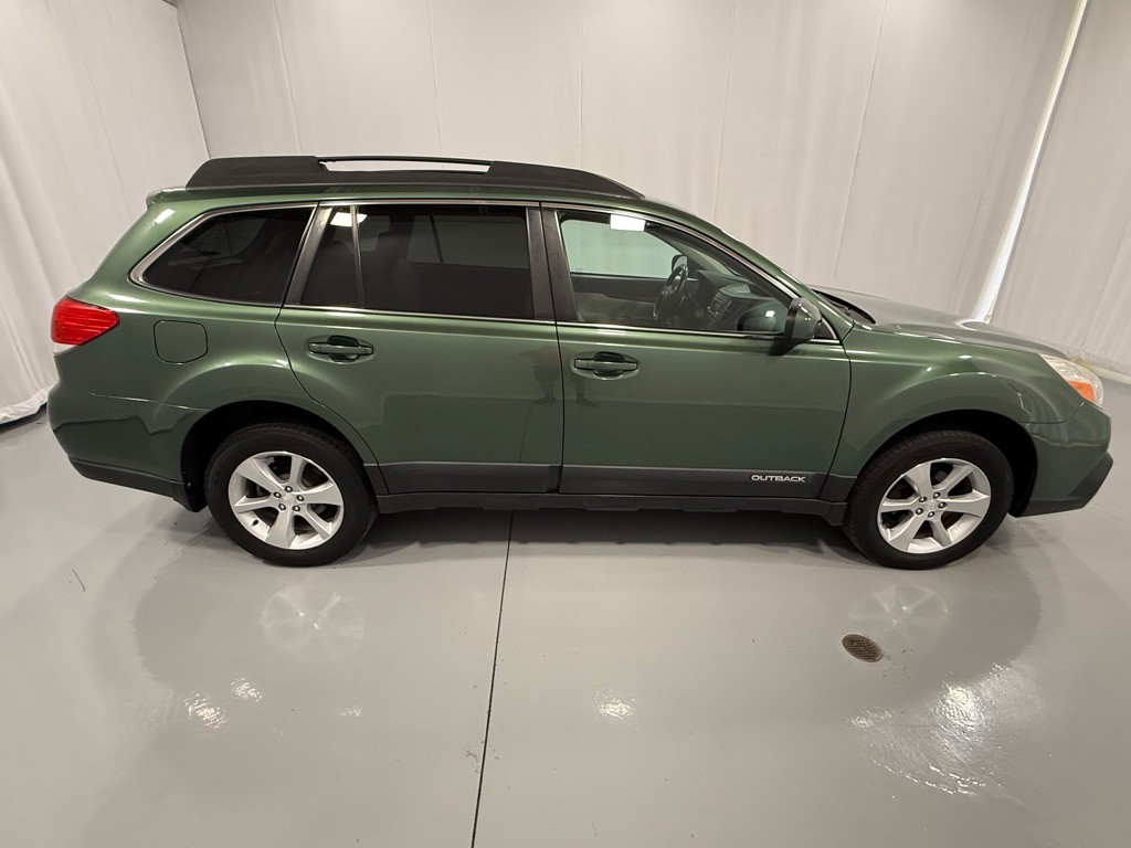 2013 Subaru Outback Image 4
