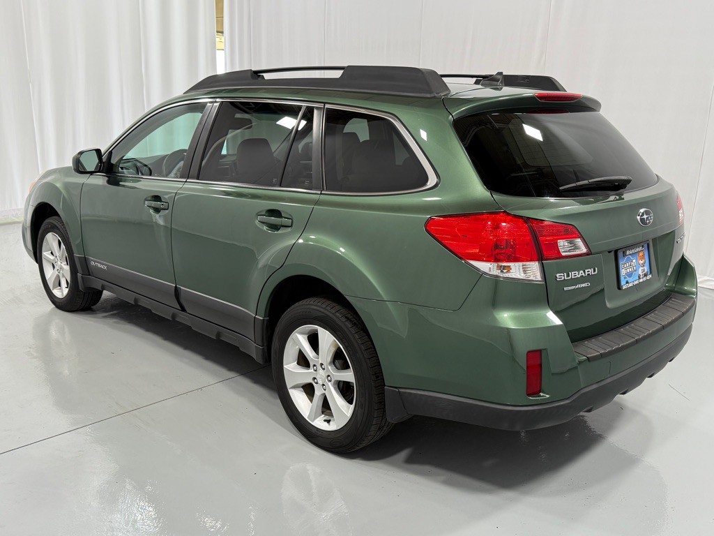 2013 Subaru Outback Image 7