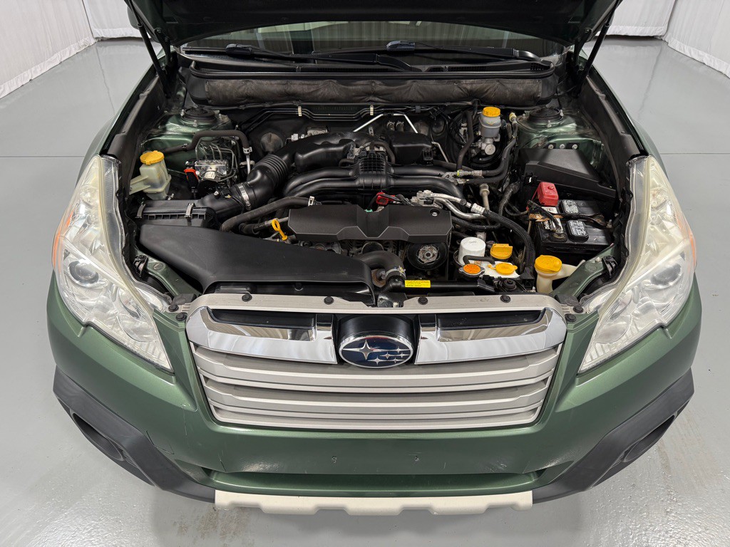 2013 Subaru Outback Image 29