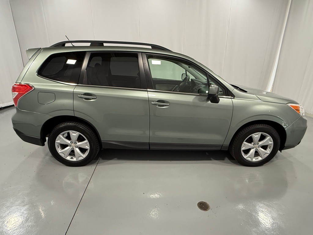 2014 Subaru Forester Image 5