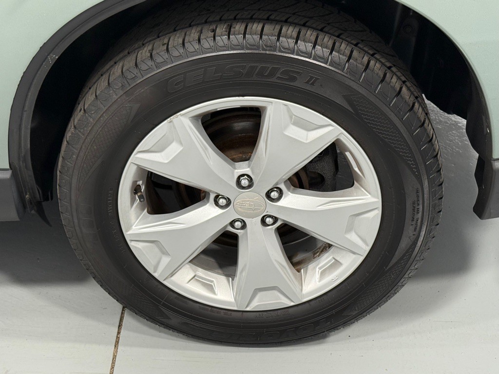 2014 Subaru Forester Image 31