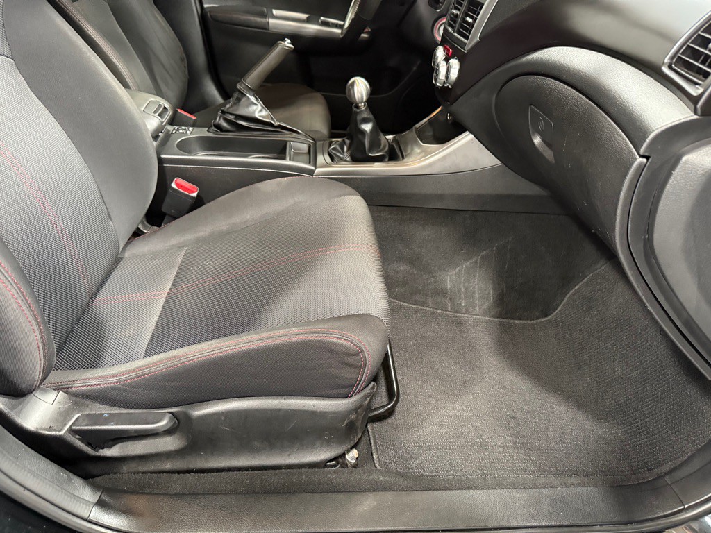 2011 Subaru Impreza WRX Image 18