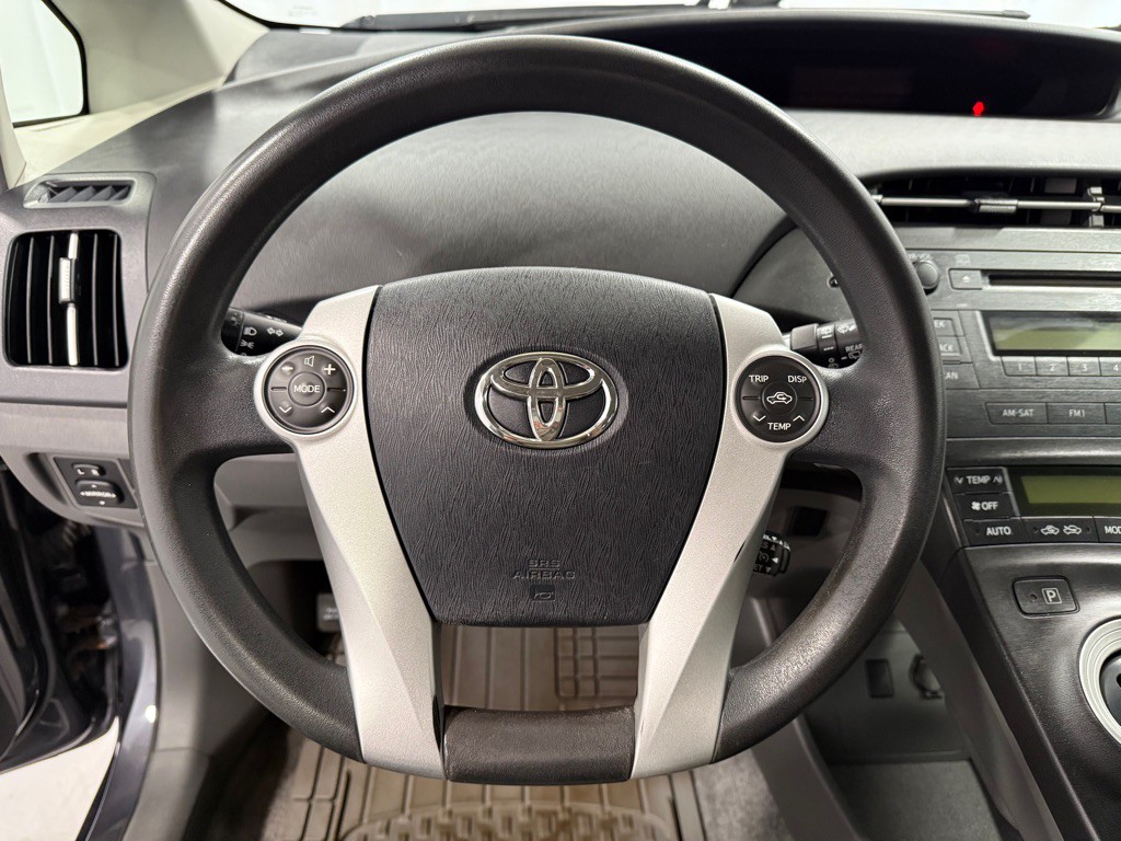 2011 Toyota Prius Image 13
