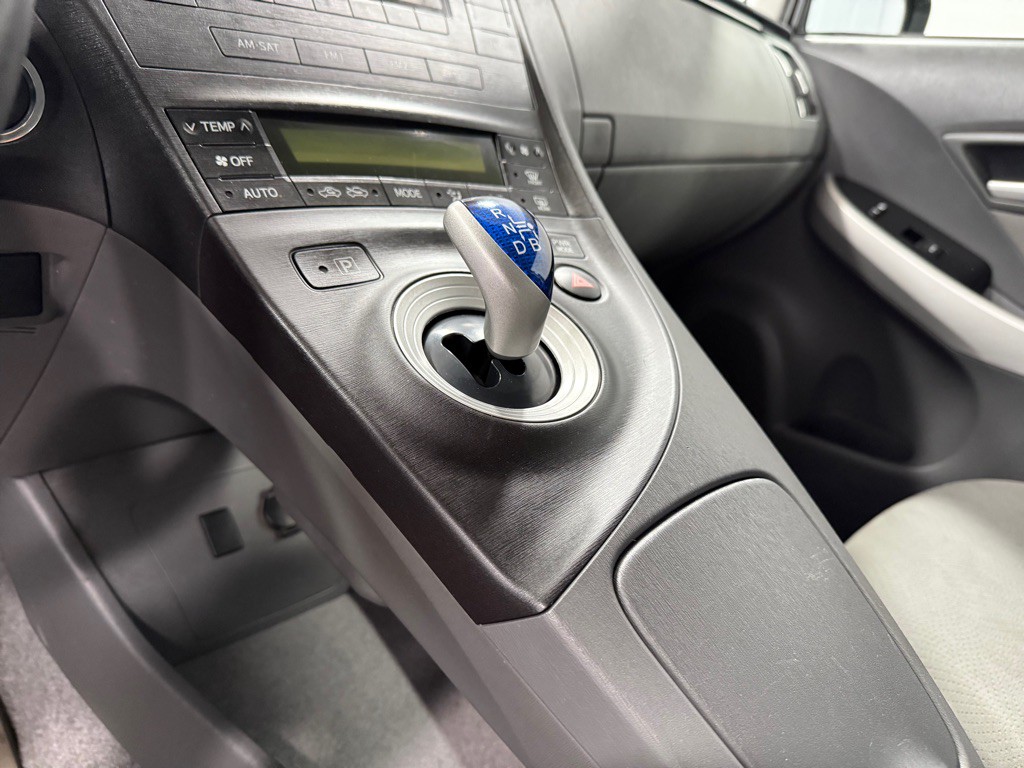 2011 Toyota Prius Image 14