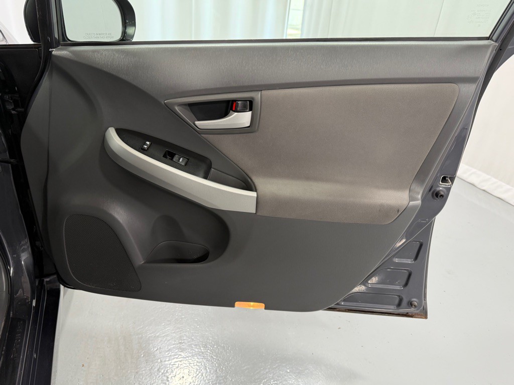 2011 Toyota Prius Image 20