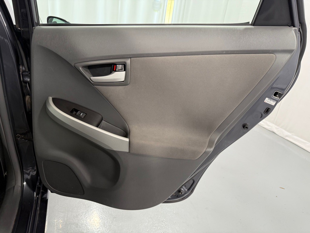 2011 Toyota Prius Image 29