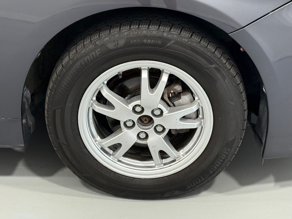2011 Toyota Prius Image 34