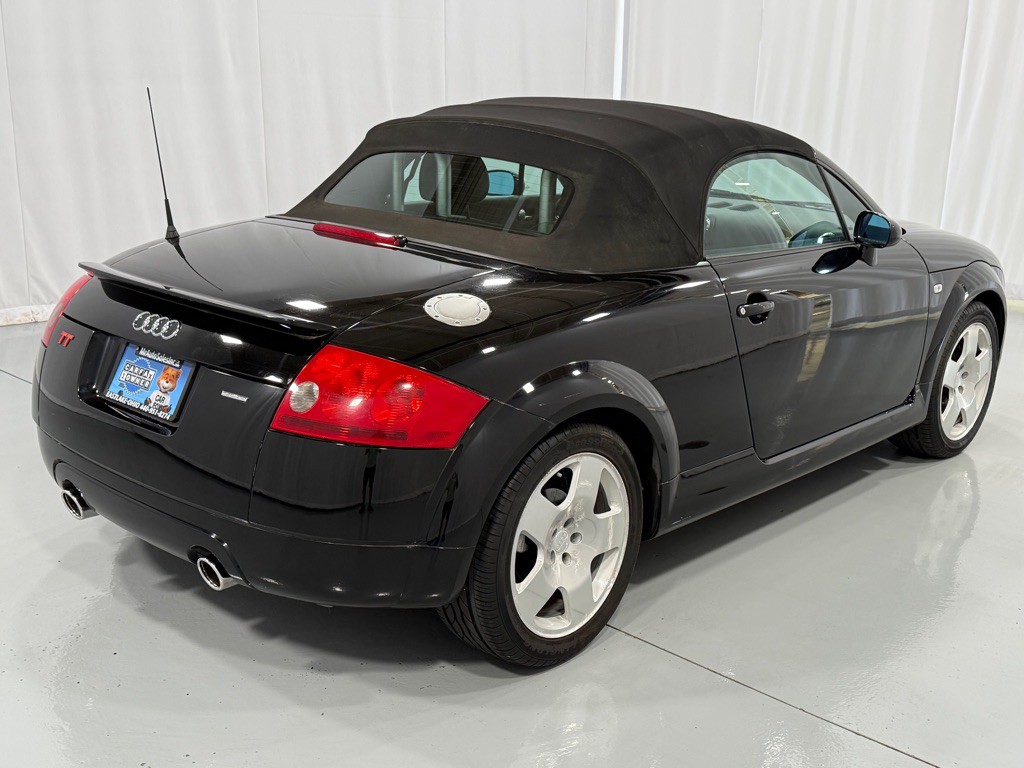 2003 Audi TT Image 5