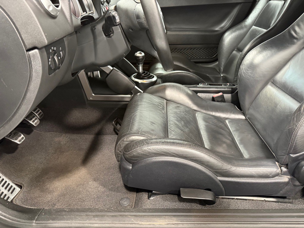 2003 Audi TT Image 10
