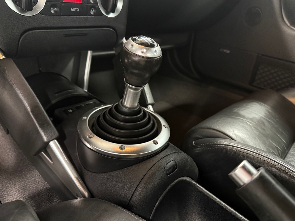 2003 Audi TT Image 13