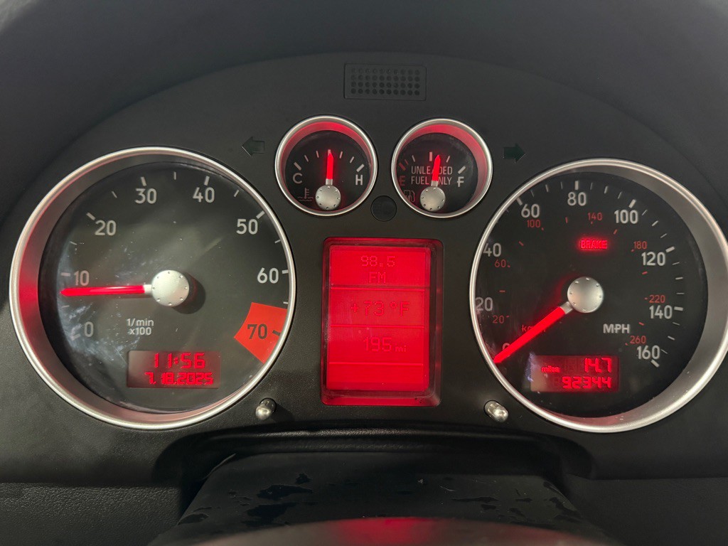 2003 Audi TT Image 14