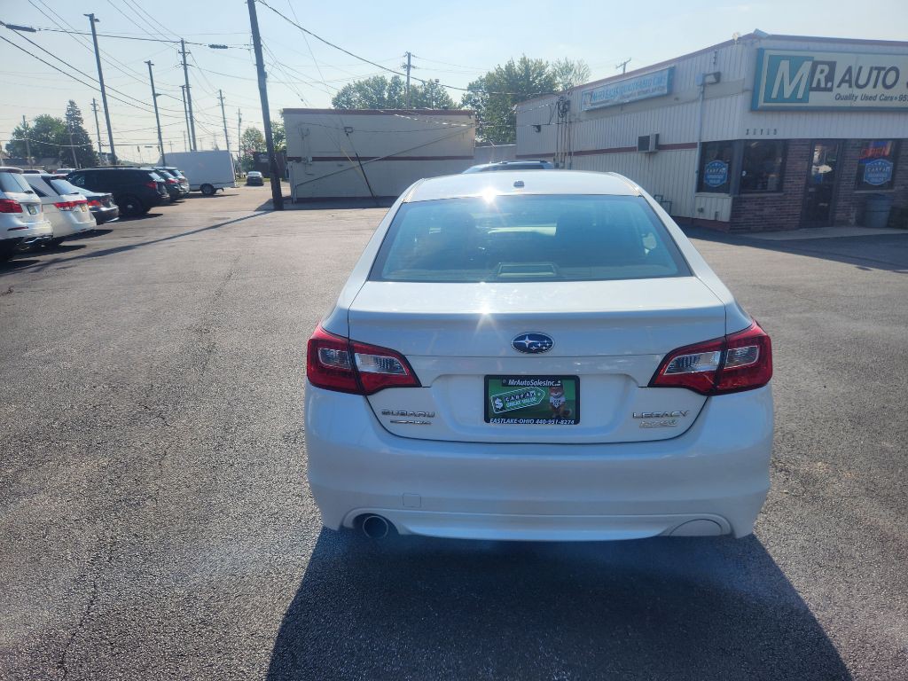 2015 Subaru Legacy Image 5
