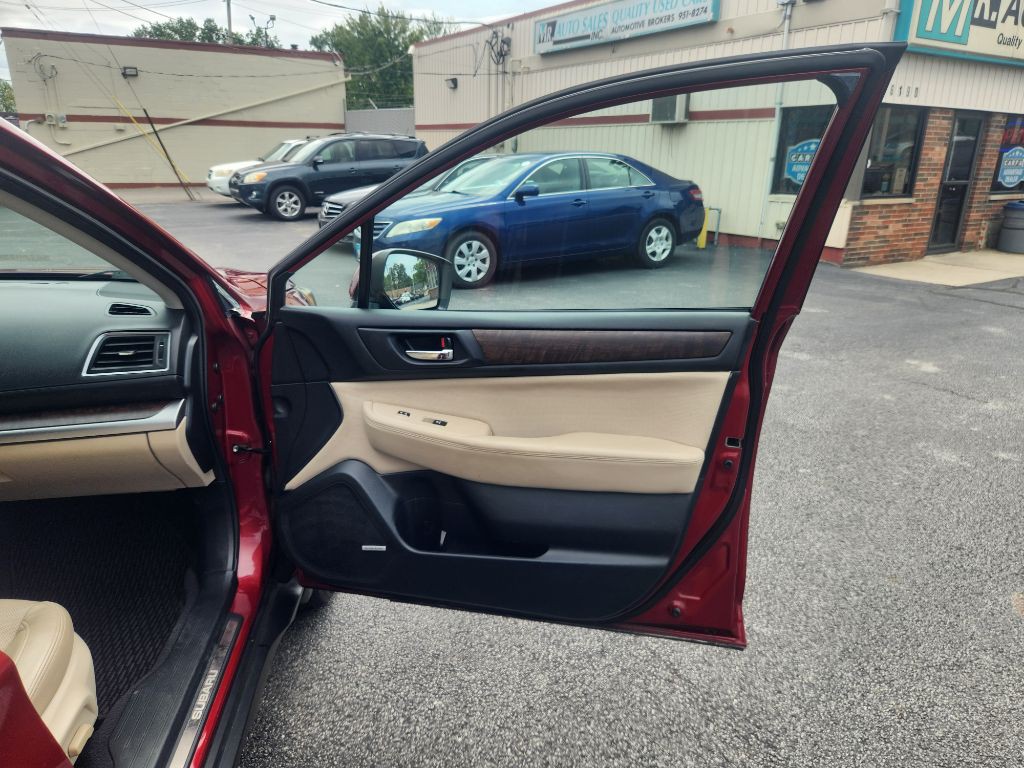2015 Subaru Outback Image 37