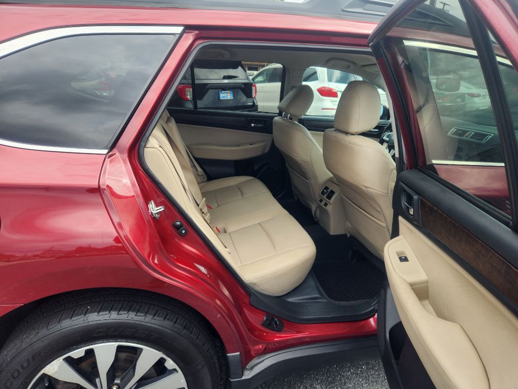 2015 Subaru Outback Image 22