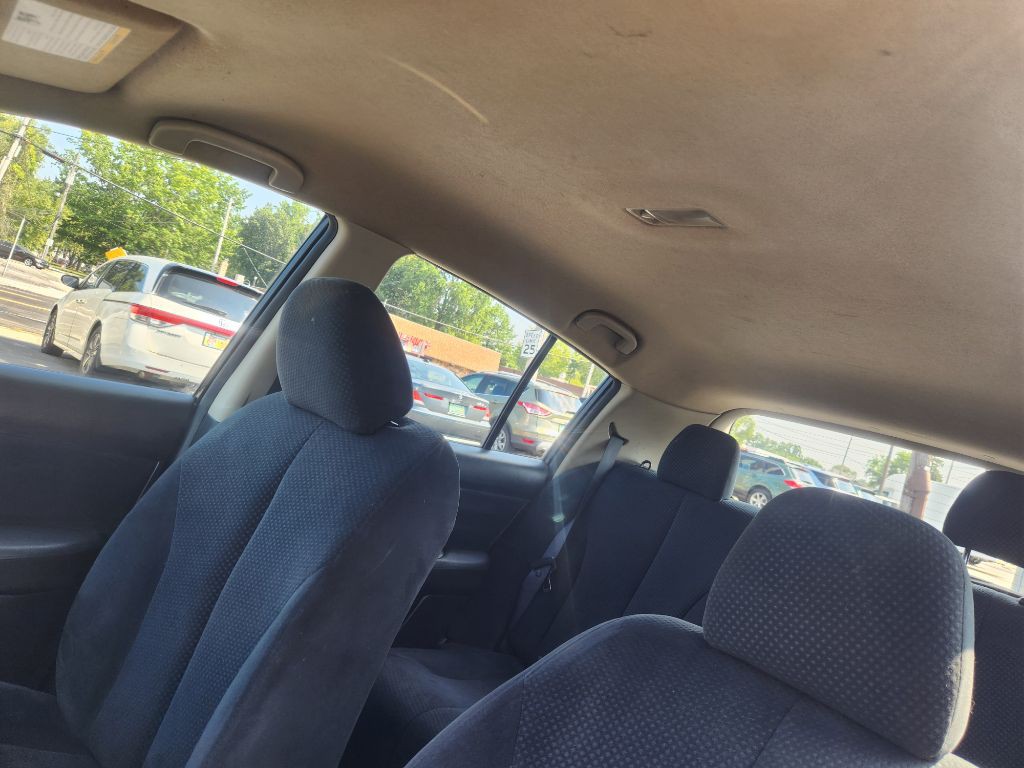2011 Nissan Versa Image 10