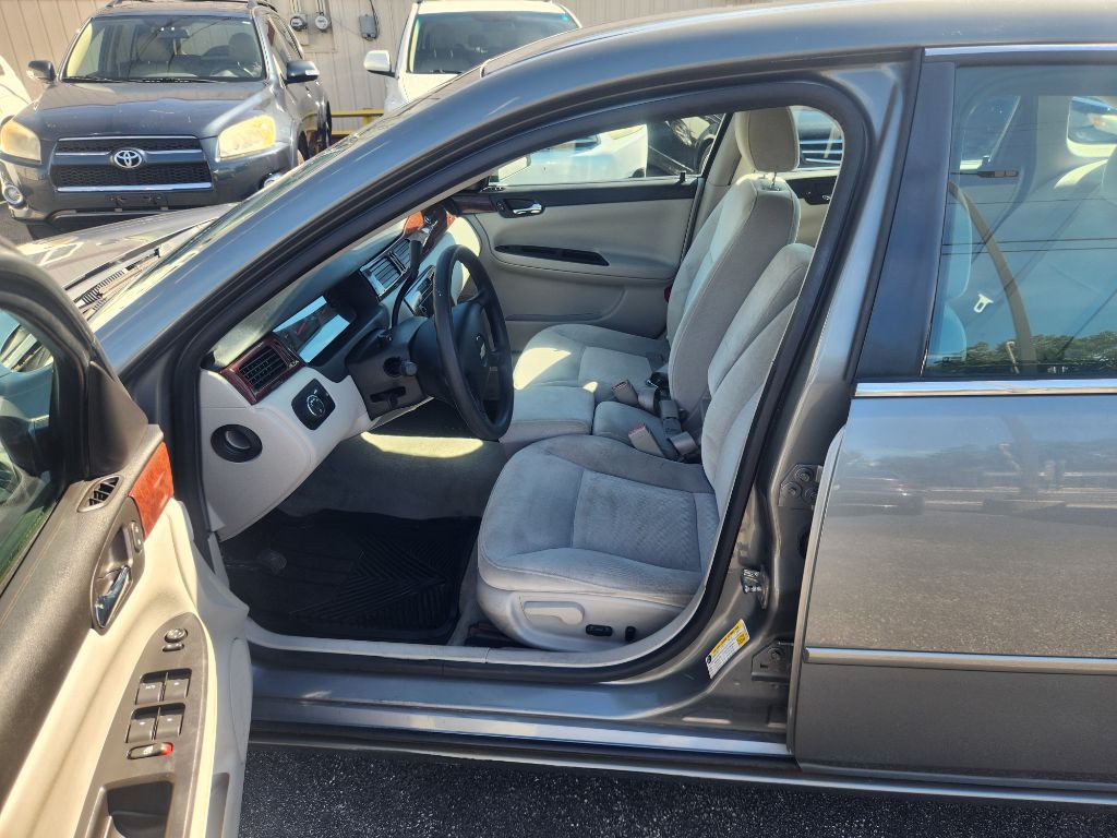 2007 Chevrolet Impala Image 10