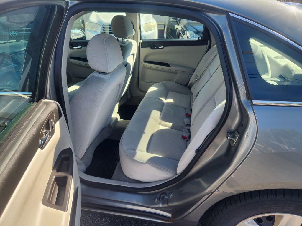 2007 Chevrolet Impala Image 13