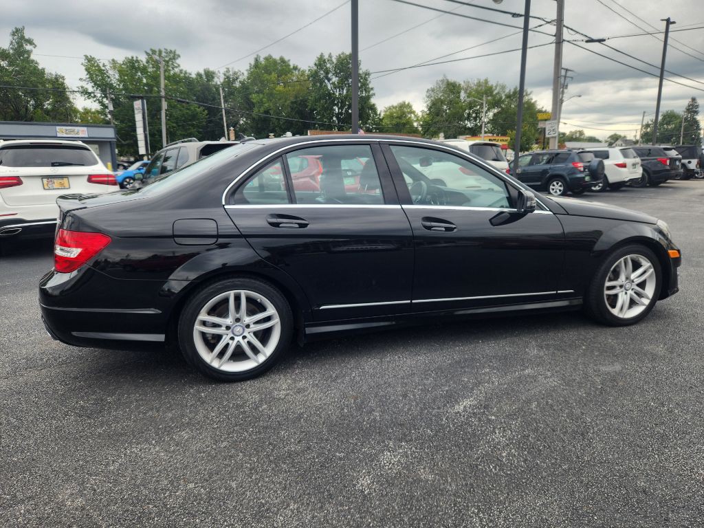 2014 Mercedes-Benz C-Class Image 5