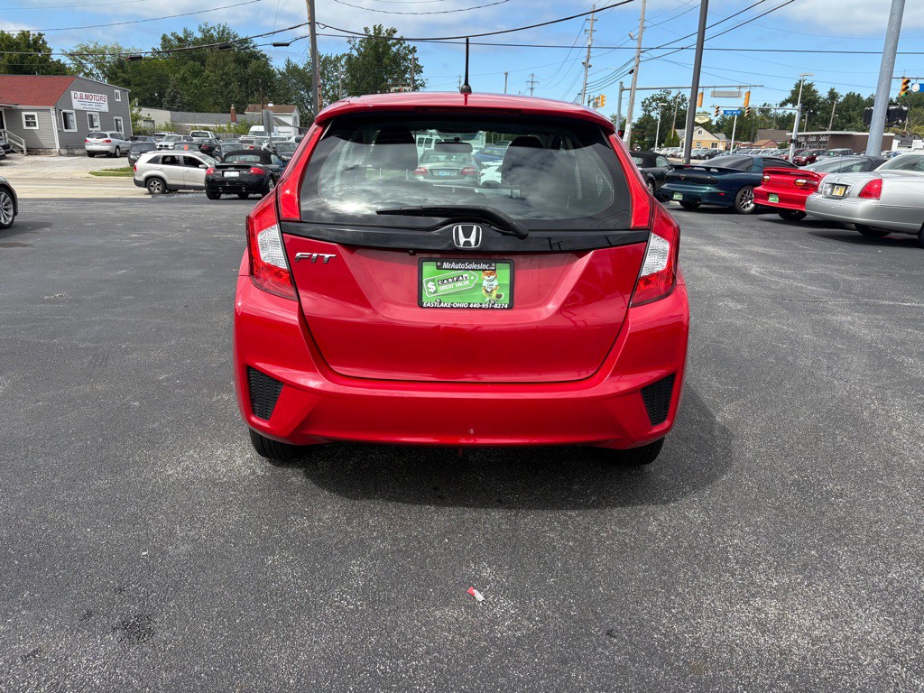 2015 Honda Fit Image 5