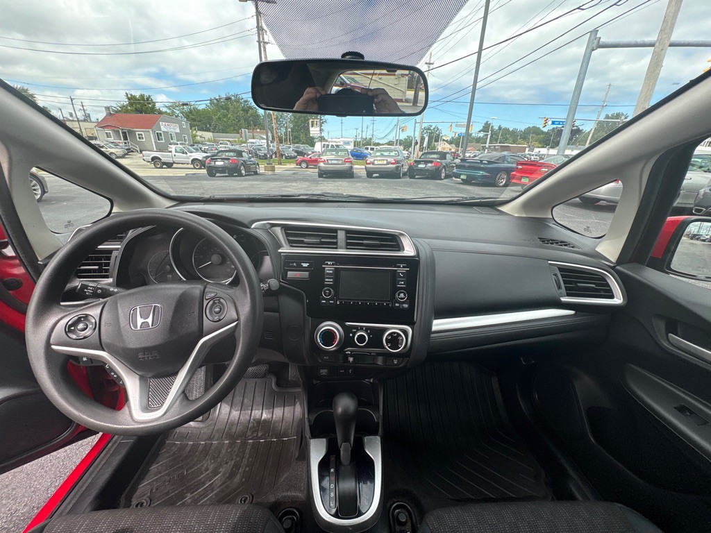 2015 Honda Fit Image 21