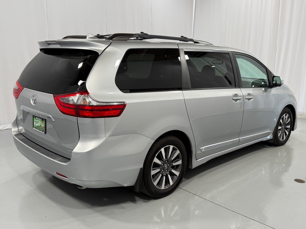2020 Toyota Sienna Image 5