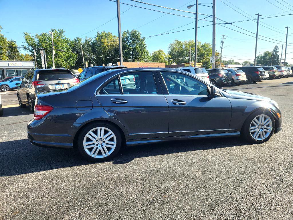 2008 Mercedes-Benz C-Class Image 2