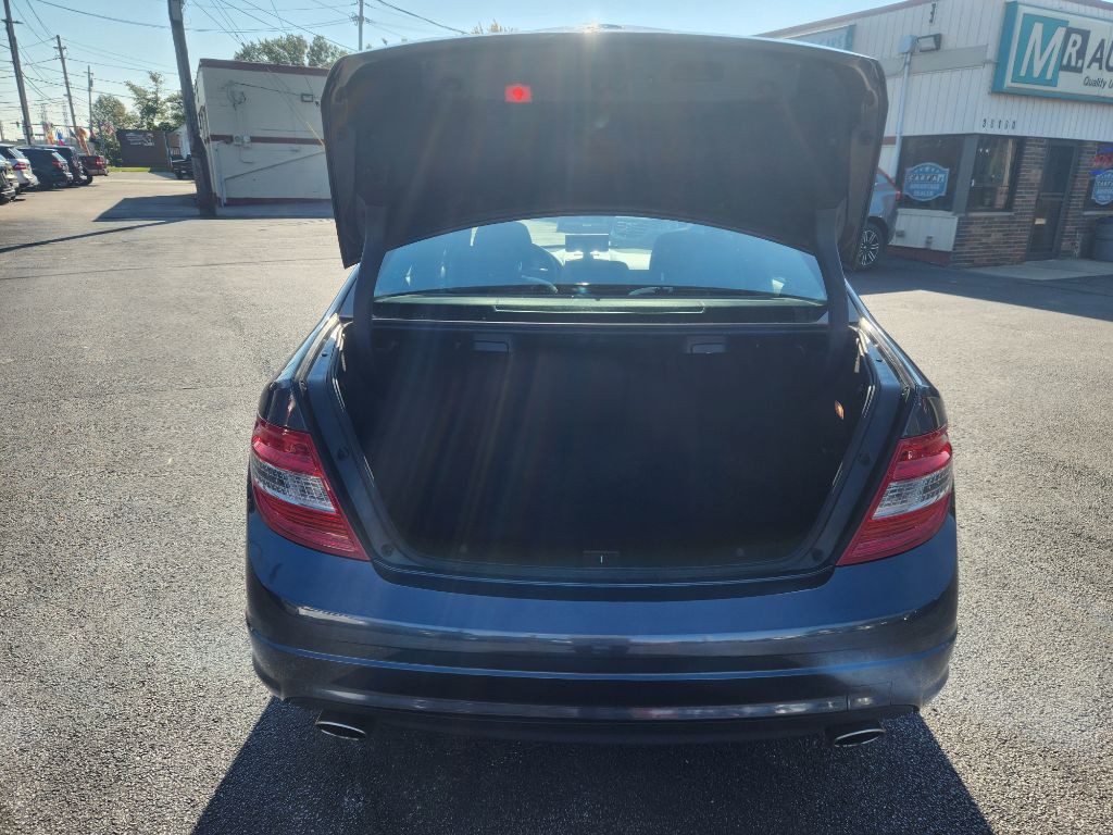 2008 Mercedes-Benz C-Class Image 18