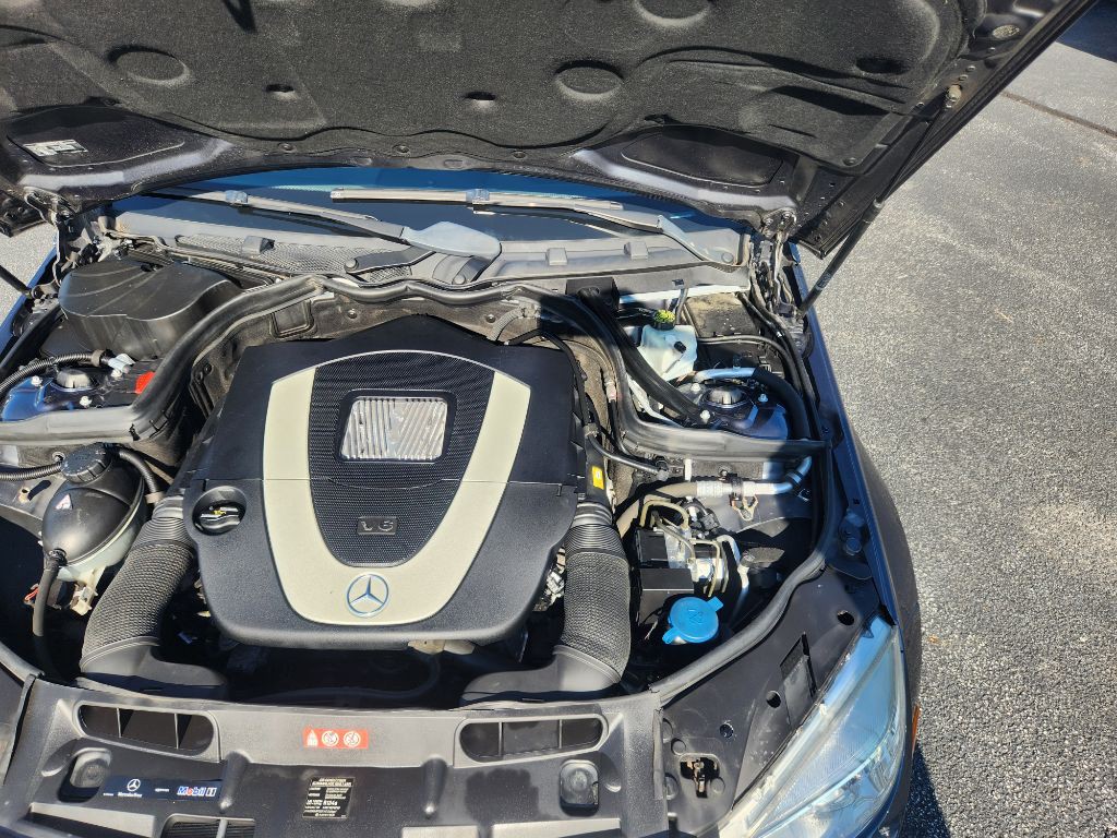 2008 Mercedes-Benz C-Class Image 26