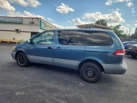 Image for 2001 Toyota Sienna CE ID: 6815485