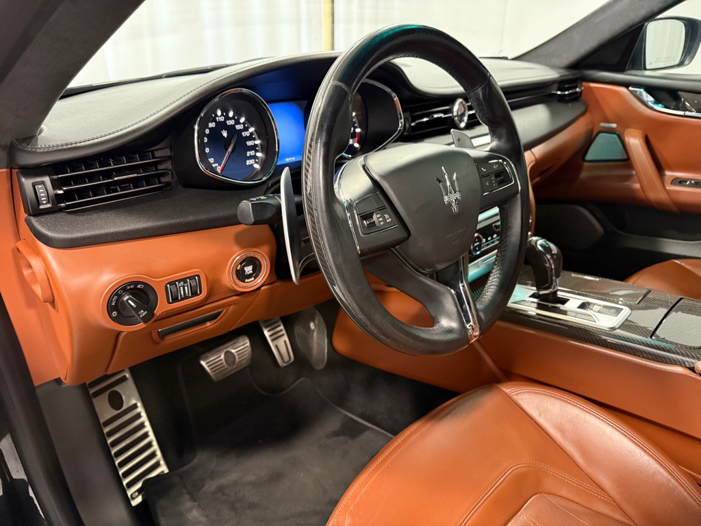 2014 Maserati Quattroporte Image 9