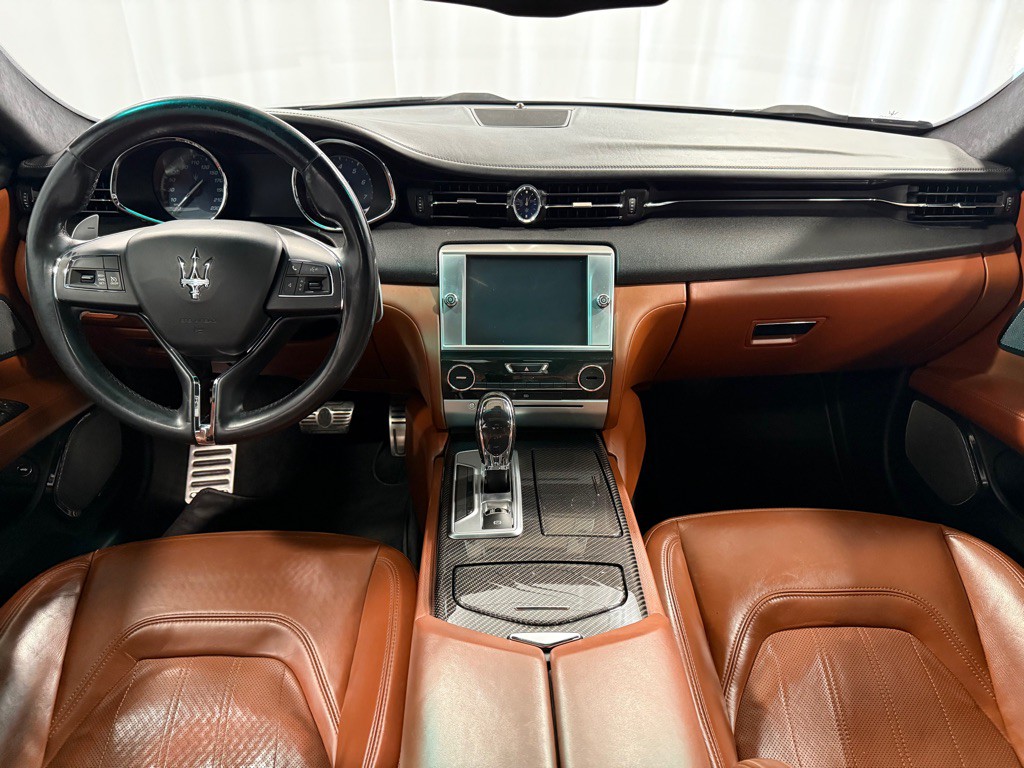 2014 Maserati Quattroporte Image 10