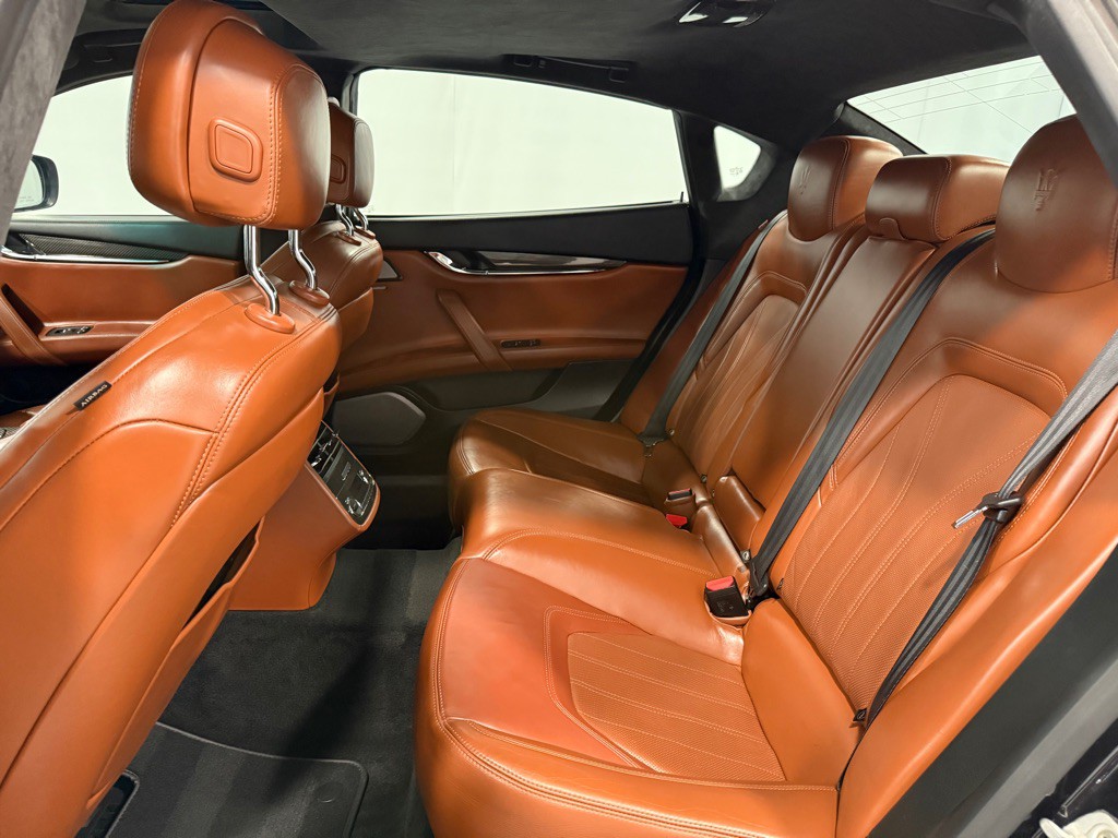 2014 Maserati Quattroporte Image 22