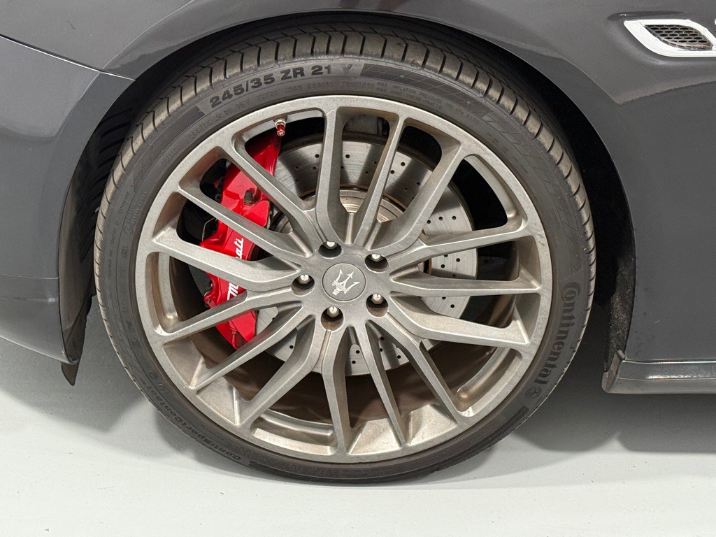 2014 Maserati Quattroporte Image 30