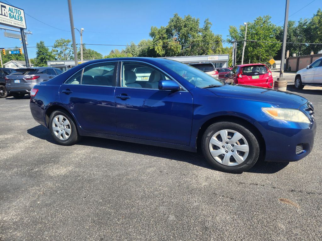 2010 Toyota Camry Image 4
